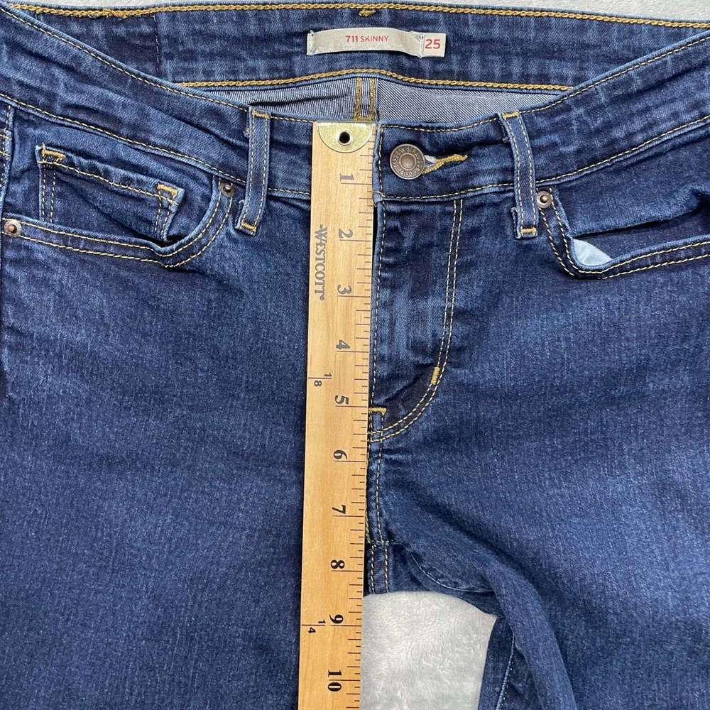Levi's 711 Skinny‎ Jeans Women 25 Dark Indigo Blue Mid Rise Denim